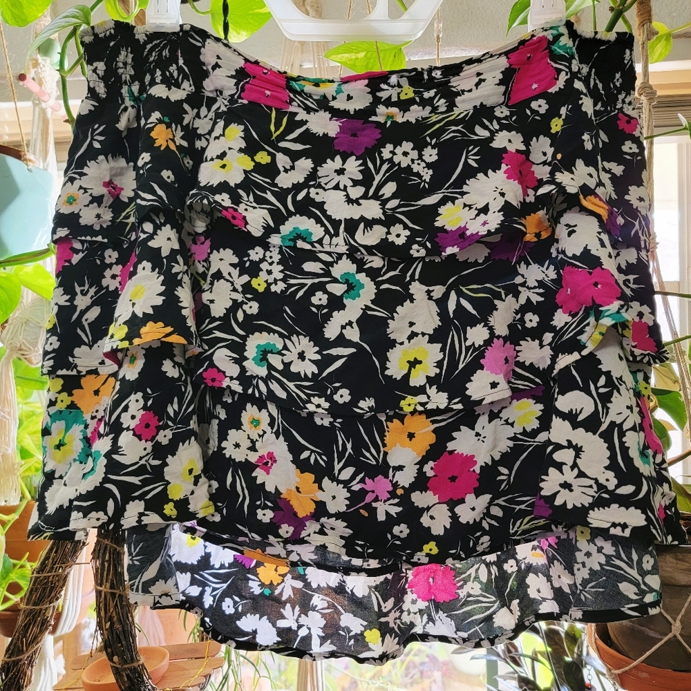 Plus Size Floral Tiered Mini Skirt
